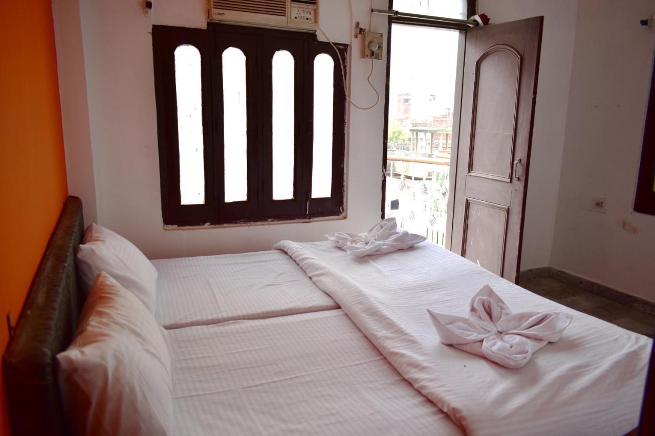 Sandhya Guest House Varanasi Near Ganga River エクステリア 写真