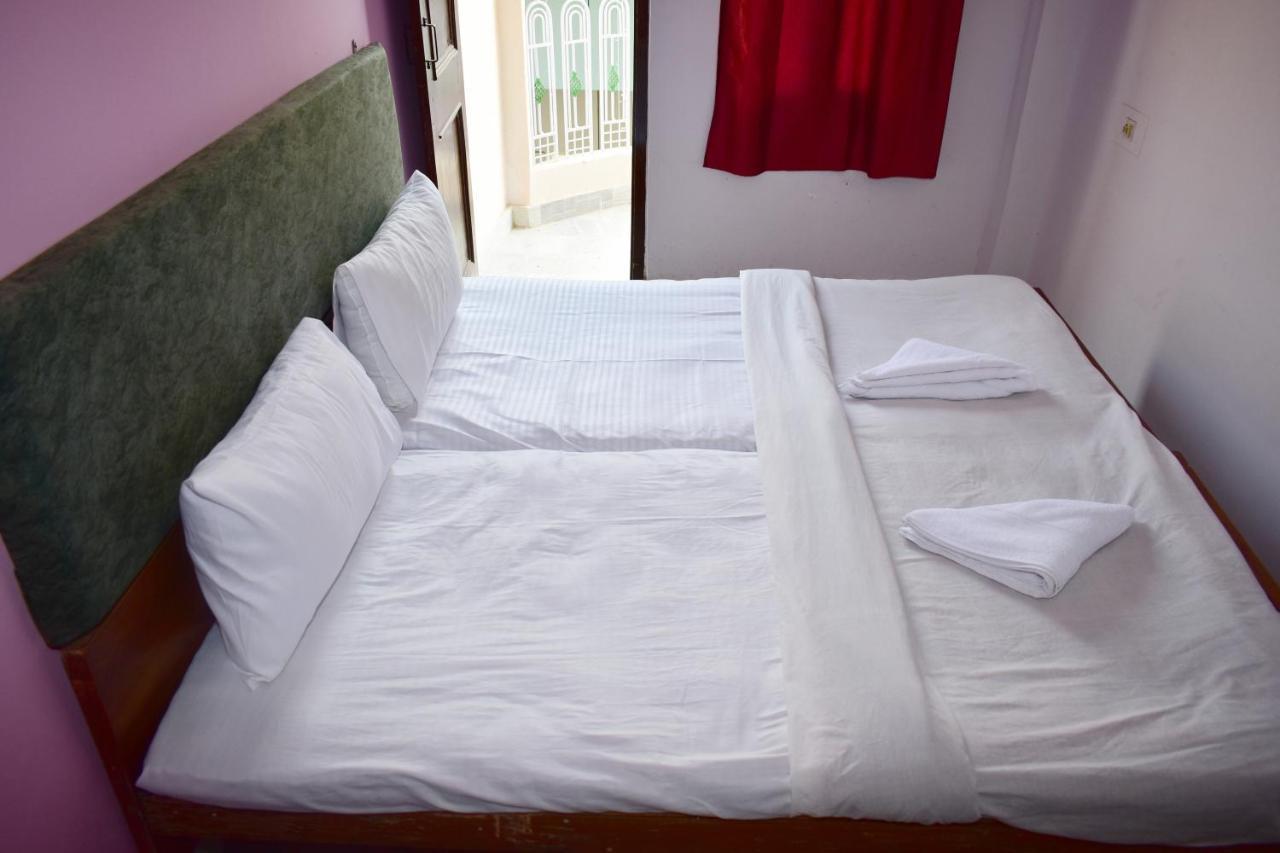 Sandhya Guest House Varanasi Near Ganga River エクステリア 写真