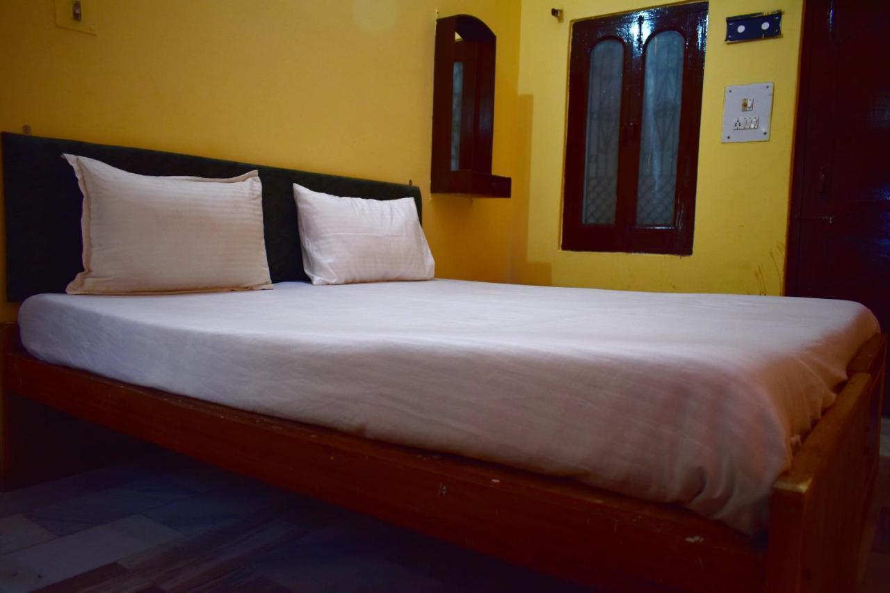 Sandhya Guest House Varanasi Near Ganga River エクステリア 写真