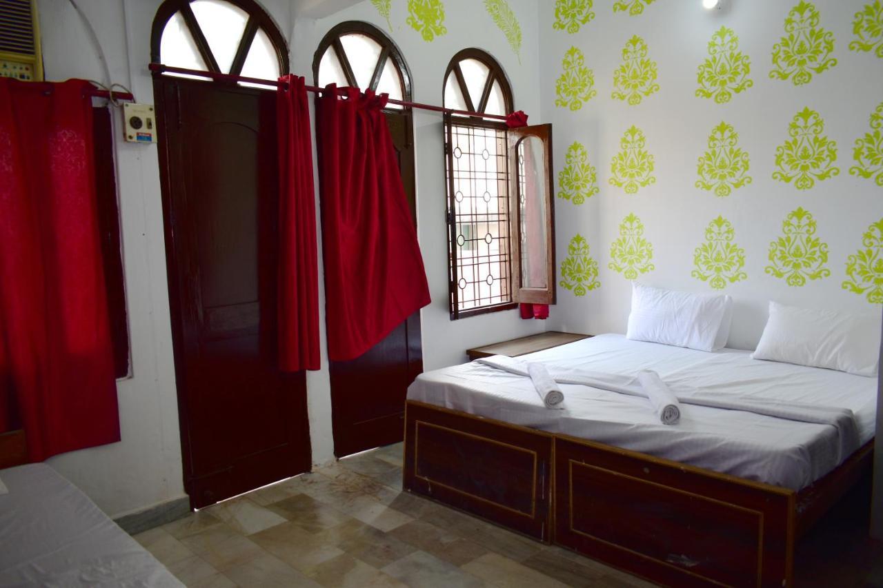 Sandhya Guest House Varanasi Near Ganga River エクステリア 写真