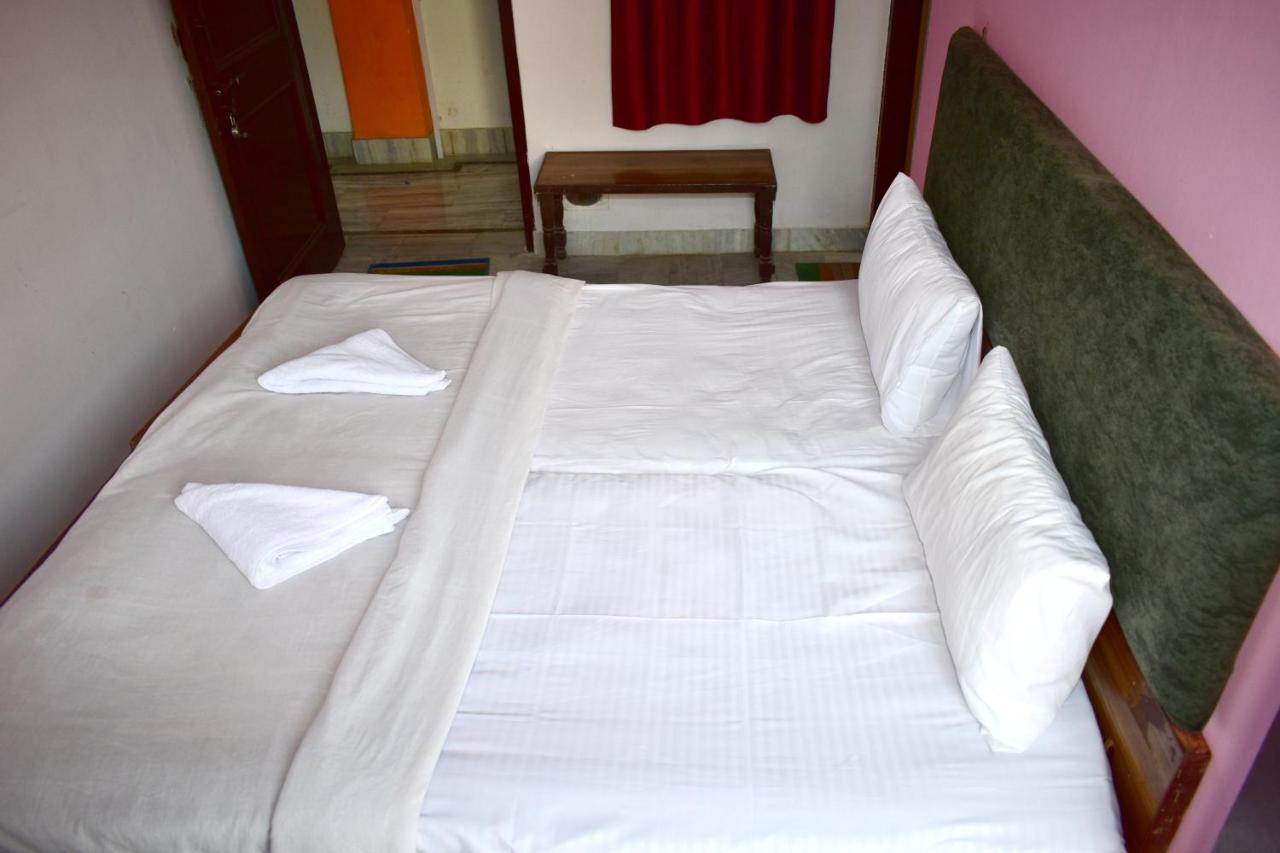 Sandhya Guest House Varanasi Near Ganga River エクステリア 写真