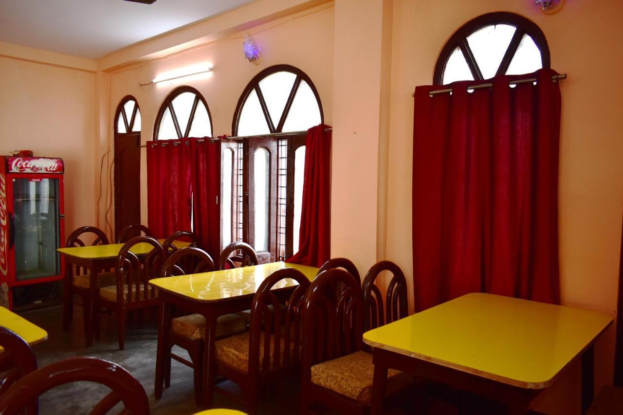 Sandhya Guest House Varanasi Near Ganga River エクステリア 写真