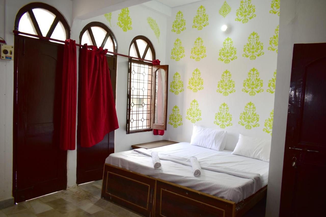 Sandhya Guest House Varanasi Near Ganga River エクステリア 写真