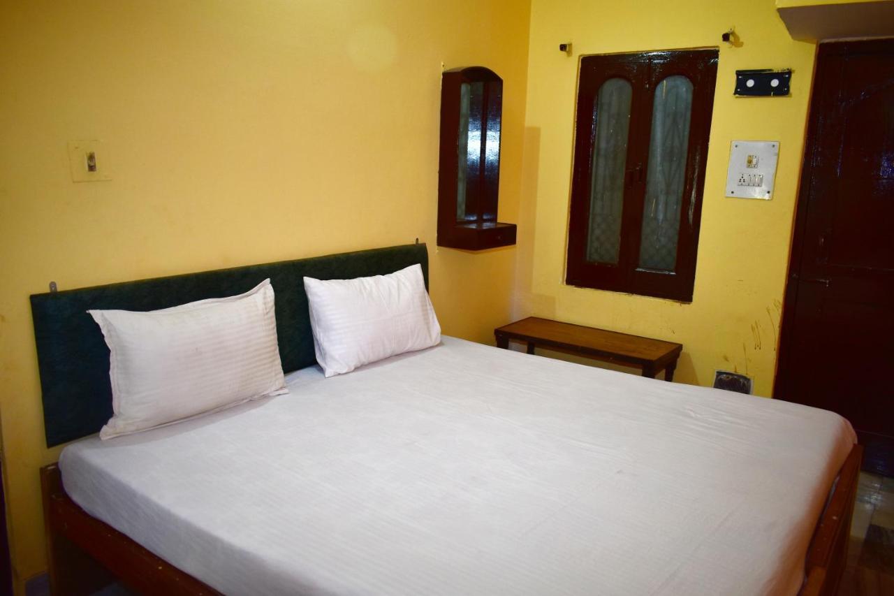 Sandhya Guest House Varanasi Near Ganga River エクステリア 写真