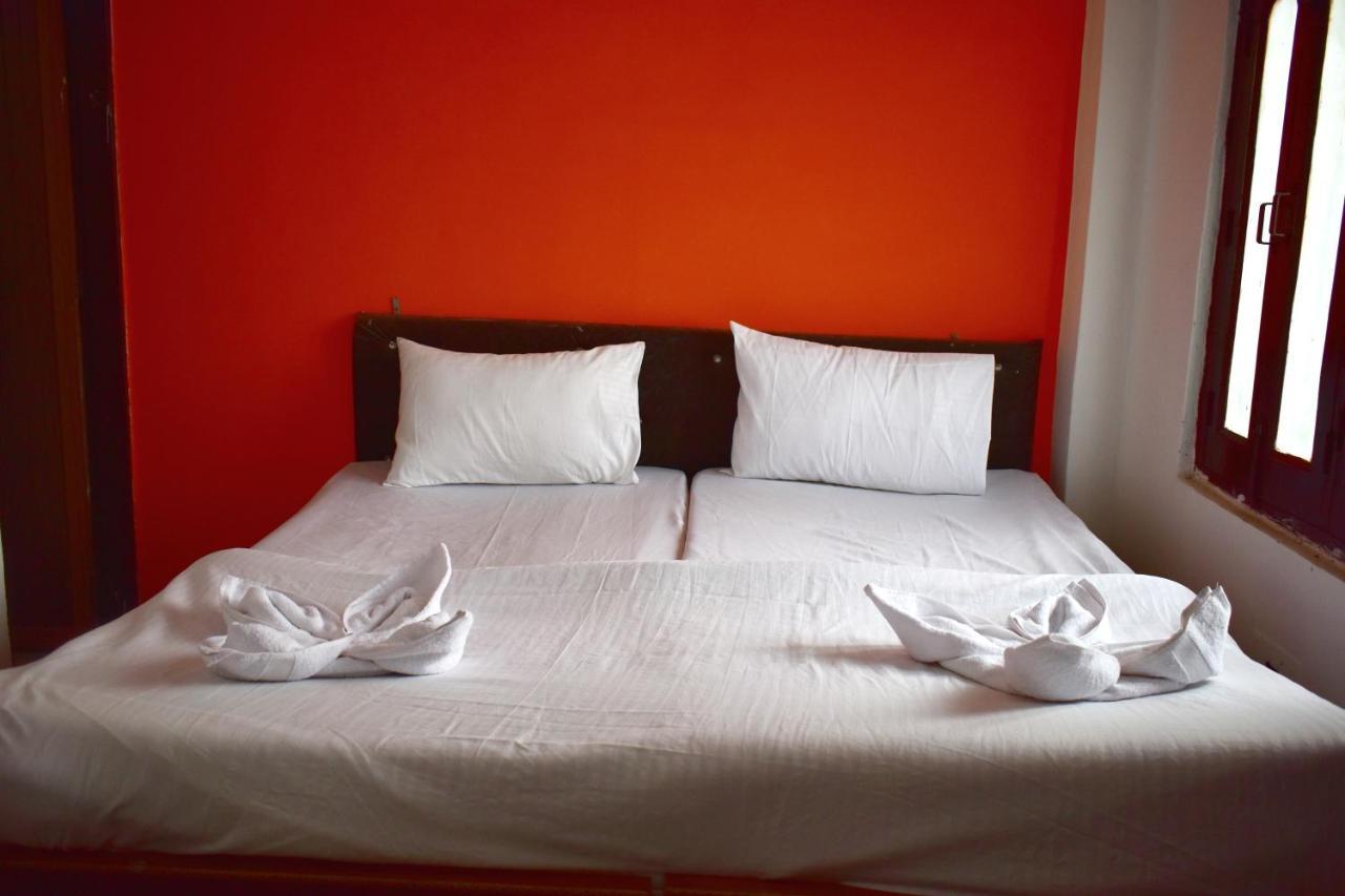 Sandhya Guest House Varanasi Near Ganga River エクステリア 写真